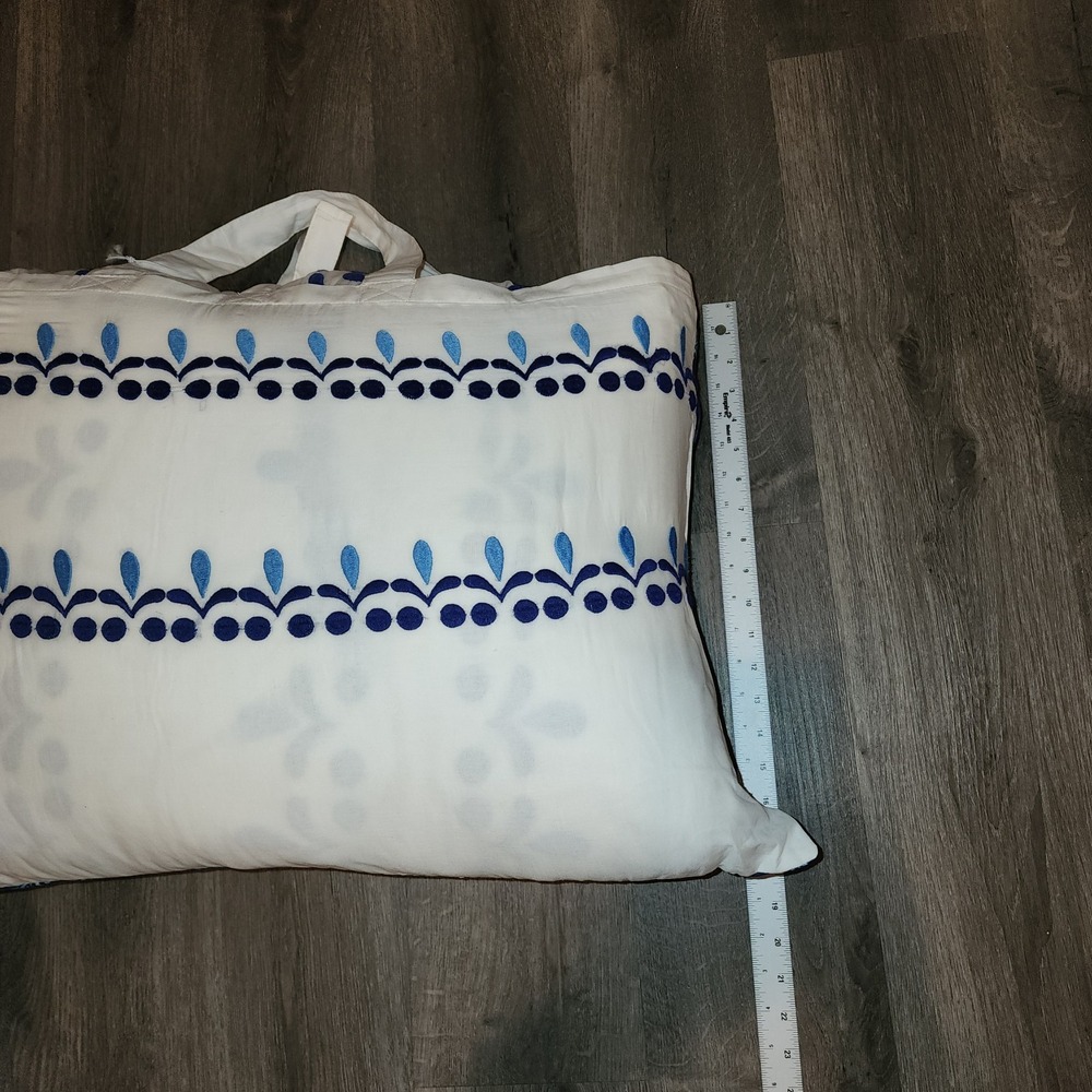 Pier‎ 1 Embroidered Reversible King Quilt Set 3-pc Cotton Coastal Mediterranen - Picture 12 of 14